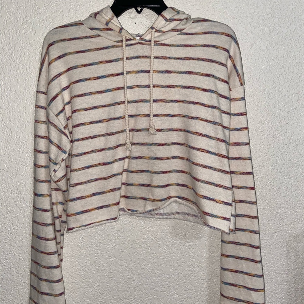 cropped hoodie